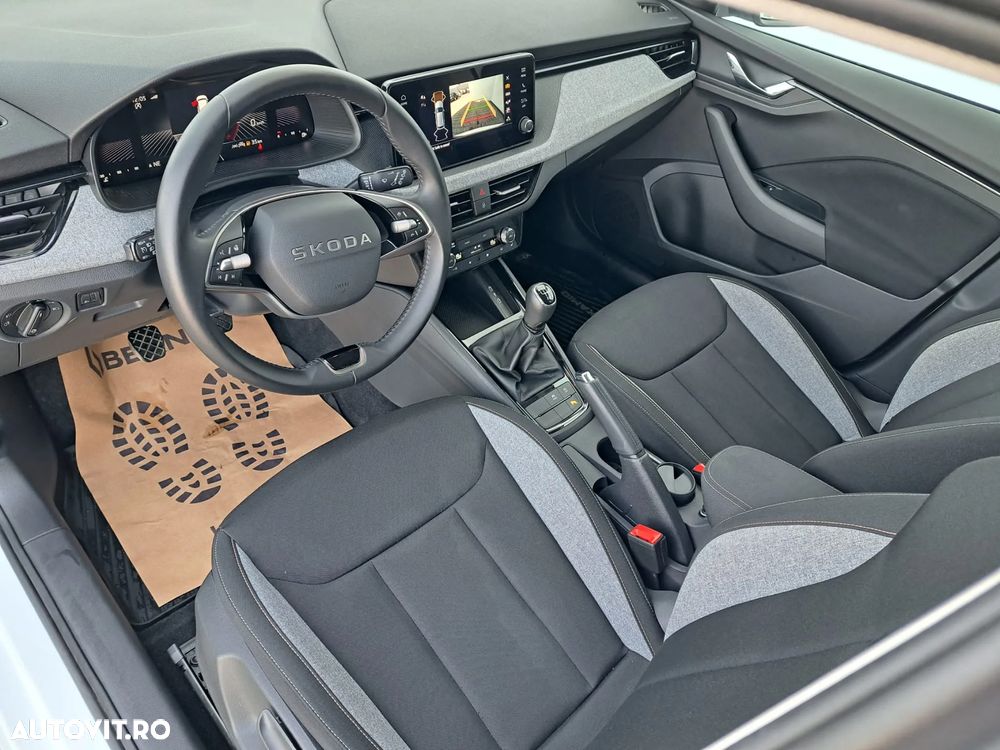 Skoda Kamiq 1.0 TSI Selection - 38