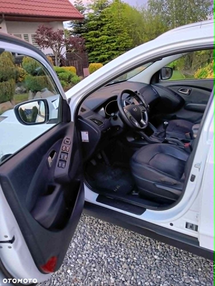 Hyundai ix35 2.0 Premium 2WD - 8