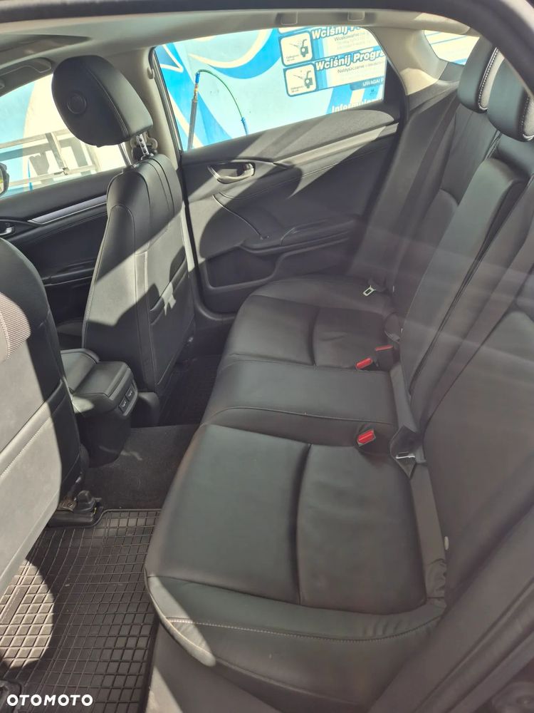 Honda Civic 1.5 T Executive CVT - 18