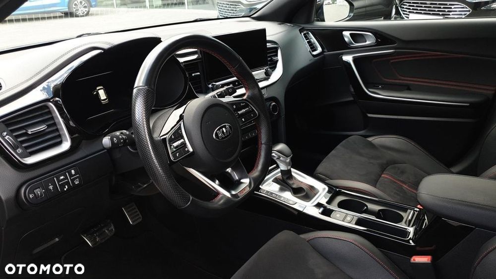 Kia ProCeed - 7
