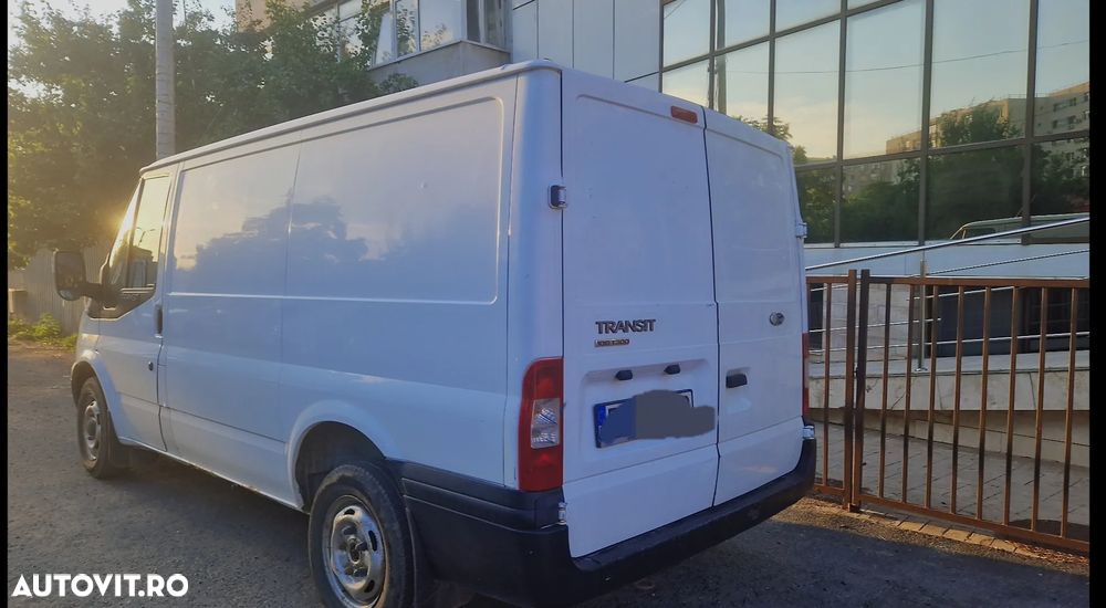 Ford Transit - 4