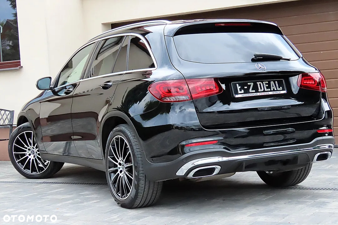 Mercedes-Benz GLC 300 d 4Matic 9G-TRONIC AMG Line - 9