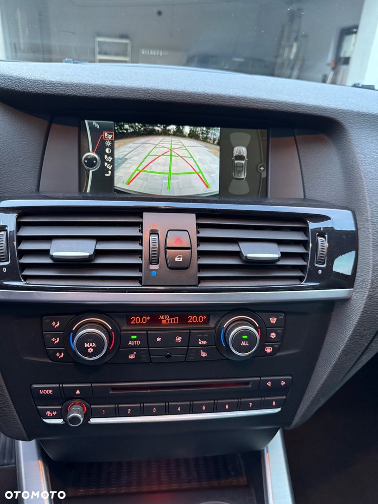 BMW X3 xDrive20d - 17