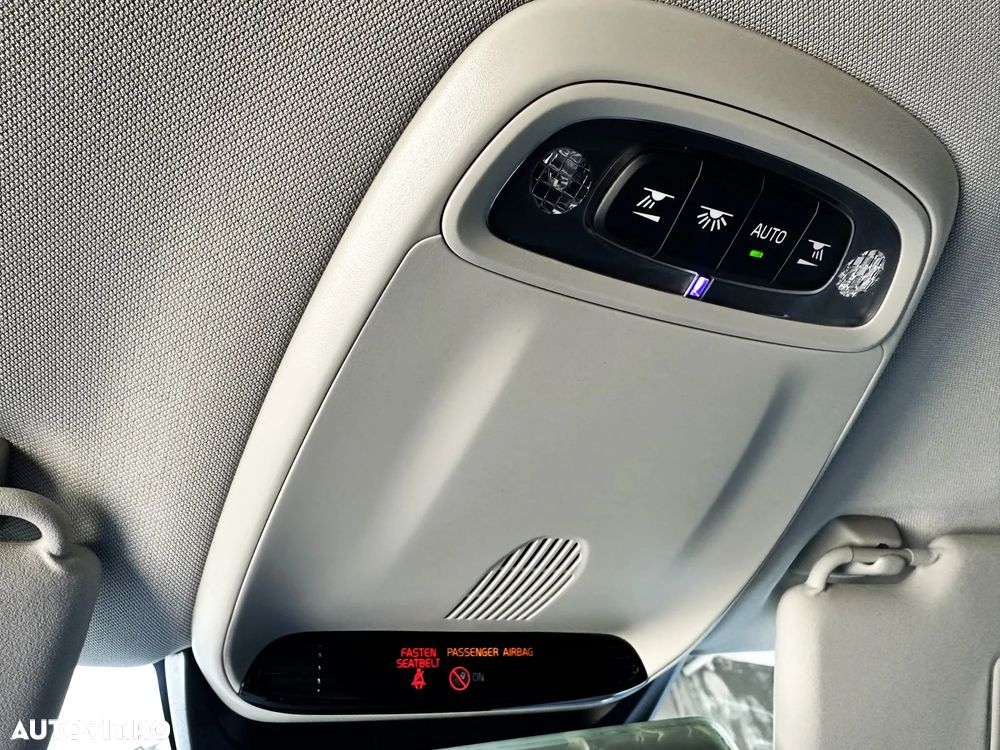 Volvo V40 D4 Geartronic Summum - 17