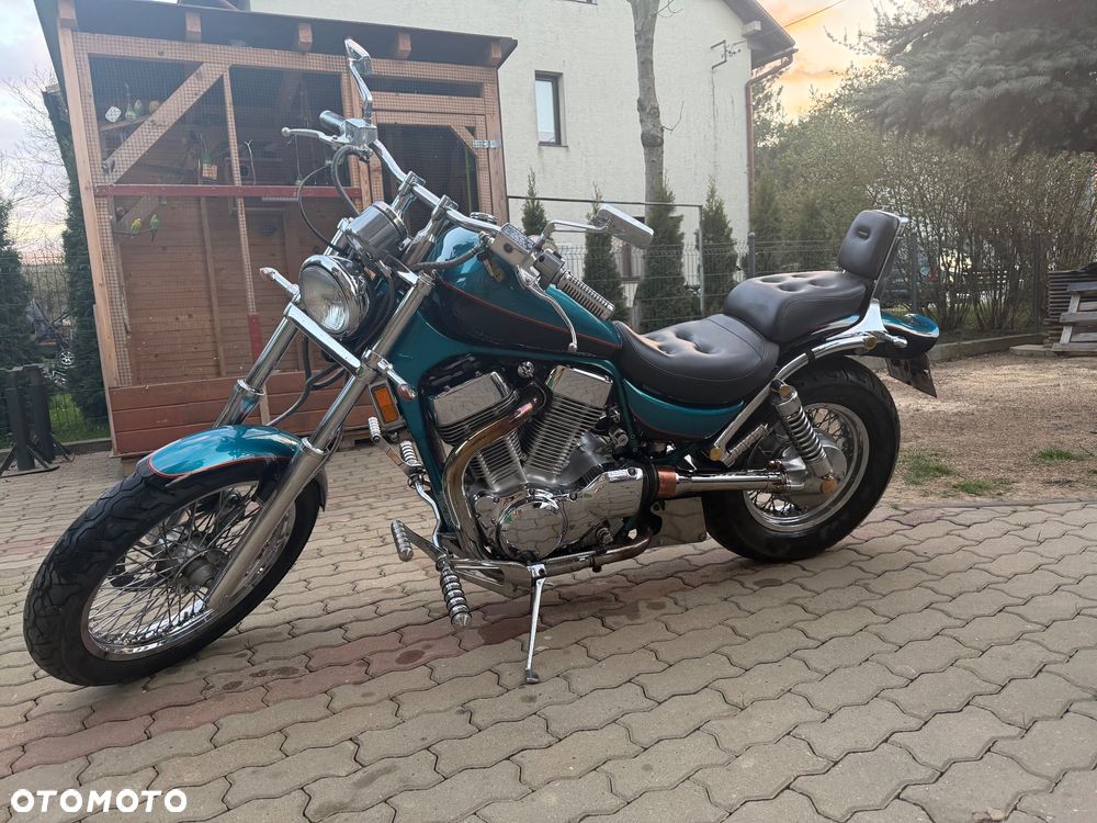 Suzuki Intruder - 7