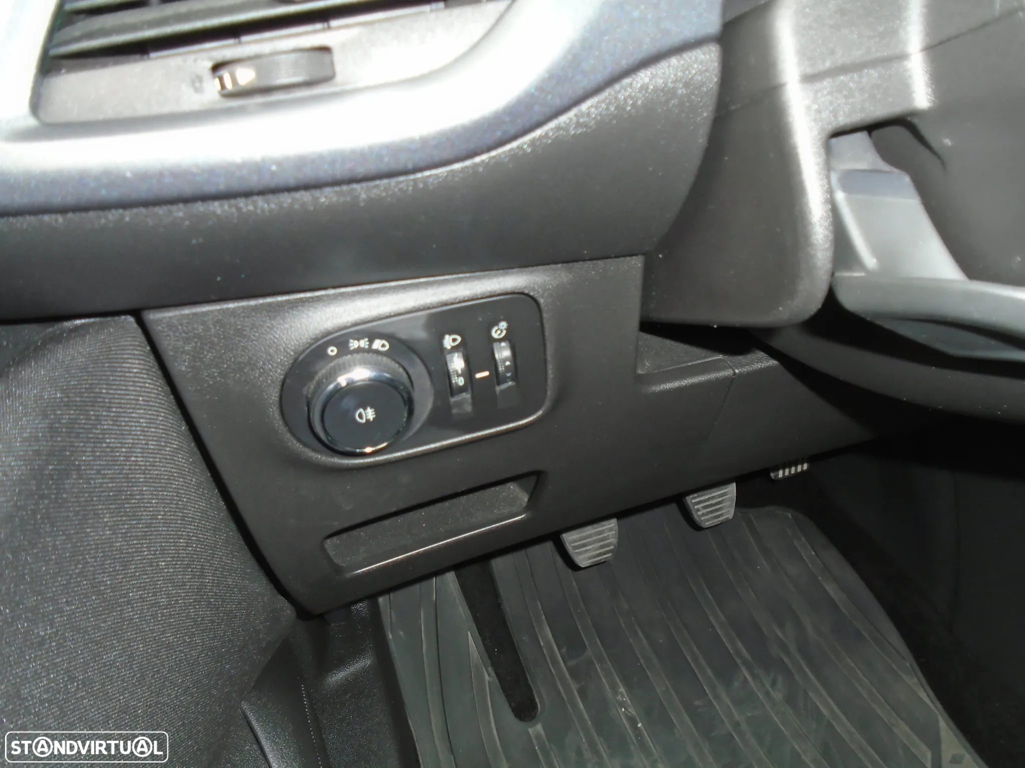 Opel Corsa E Van 1.3 CDT - IVA DEDUTIVEL - 17