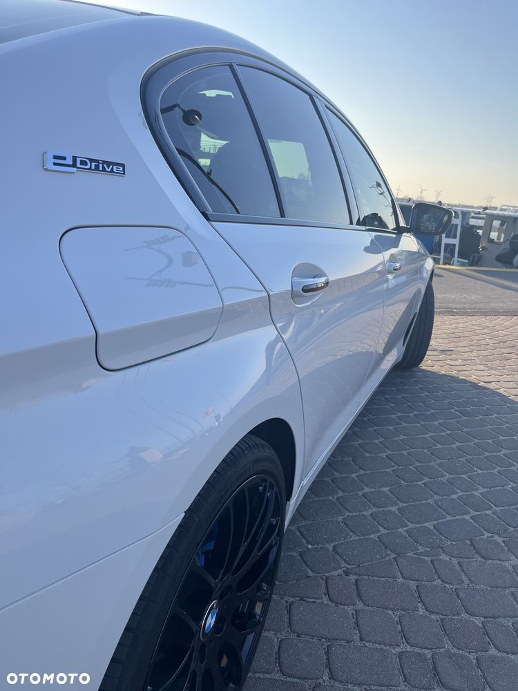 BMW Seria 5 530e iPerformance - 6