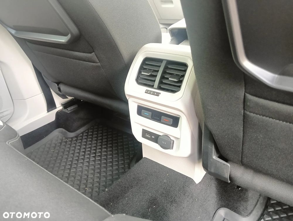 Volkswagen Tiguan 2.0 TDI SCR R-Line - 8