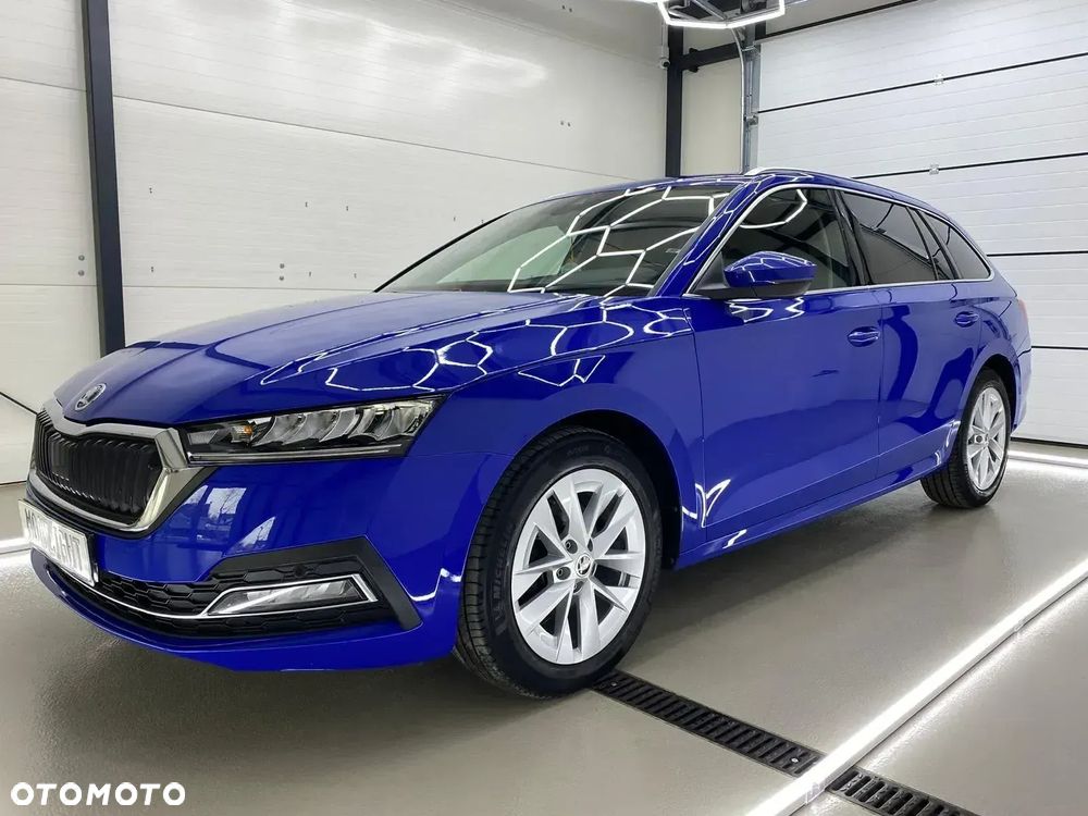 Skoda Octavia 2.0 TDI Ambition DSG - 1