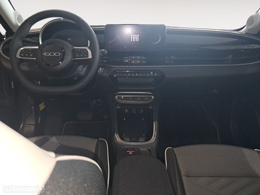 Fiat 600 1.2 Hybrid - 10