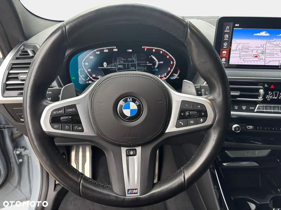BMW X3 xDrive20i - 11