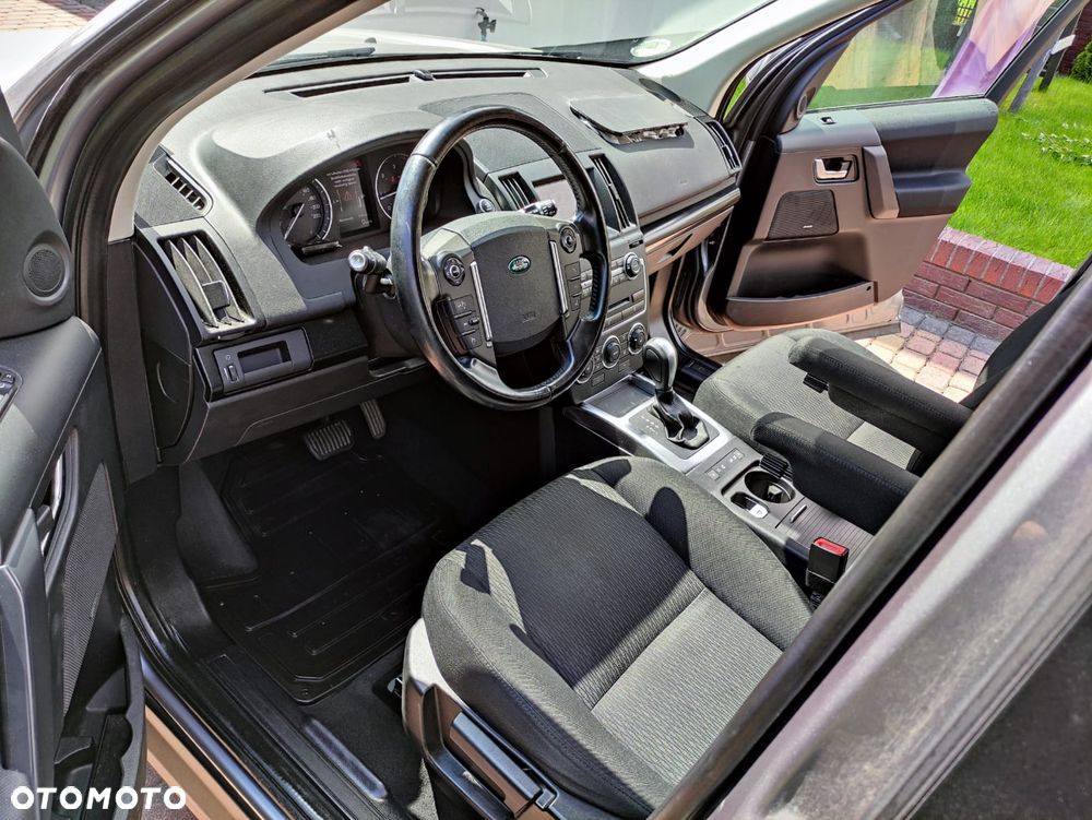Land Rover Freelander SD4 HSE Luxury - 15