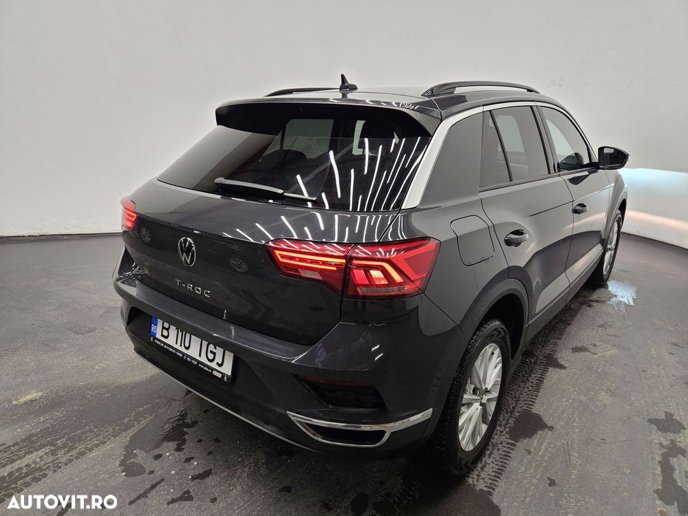 Volkswagen T-Roc - 3
