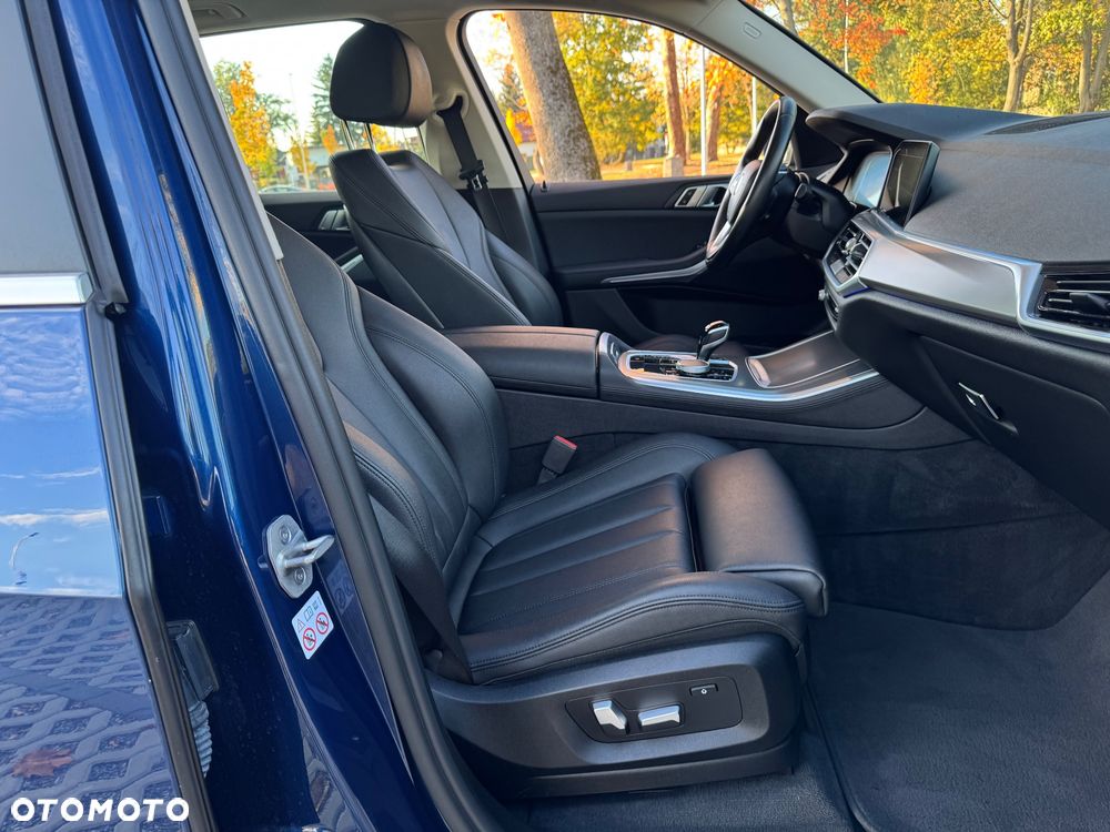 BMW X5 xDrive25d xLine - 29
