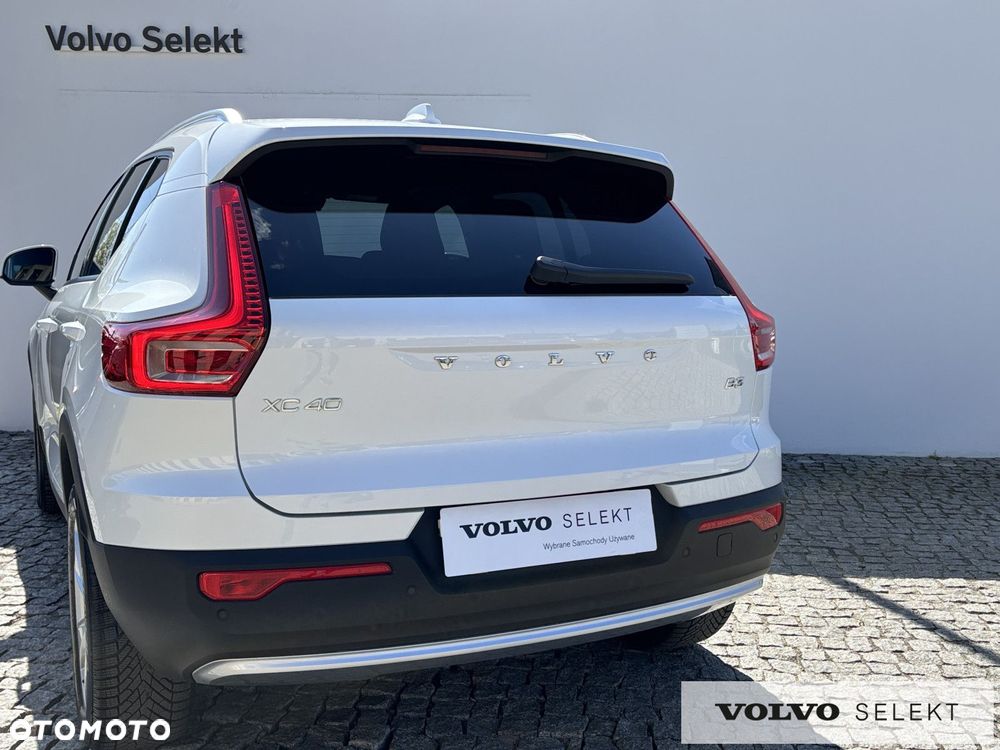 Volvo XC 40 - 5