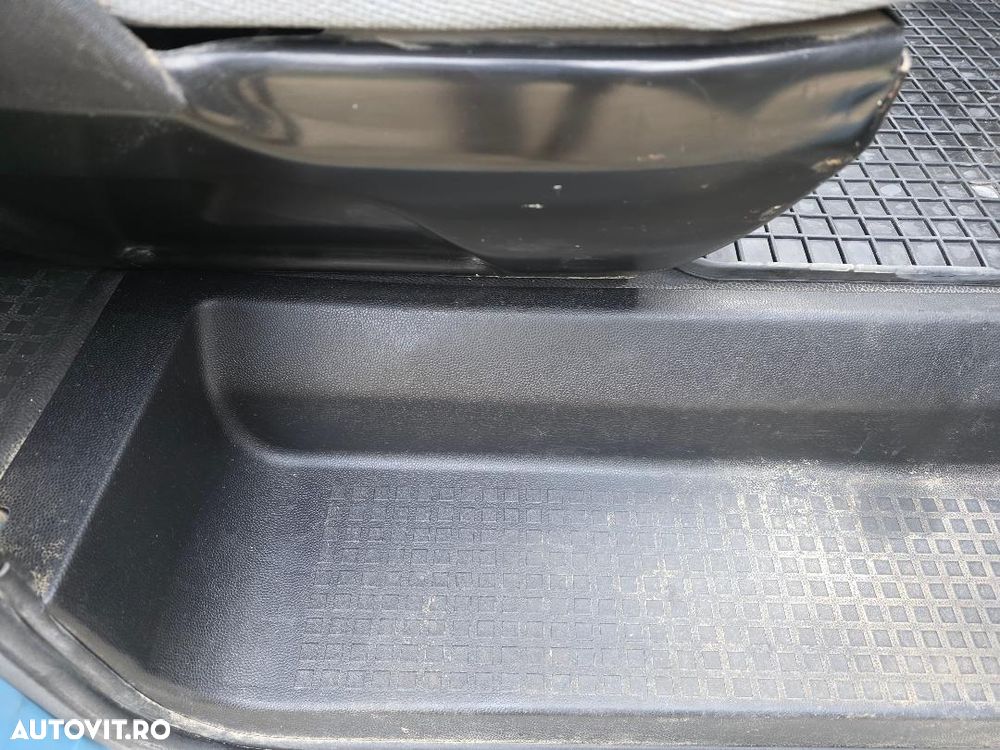 Volkswagen T4 CAMIONETA - 16