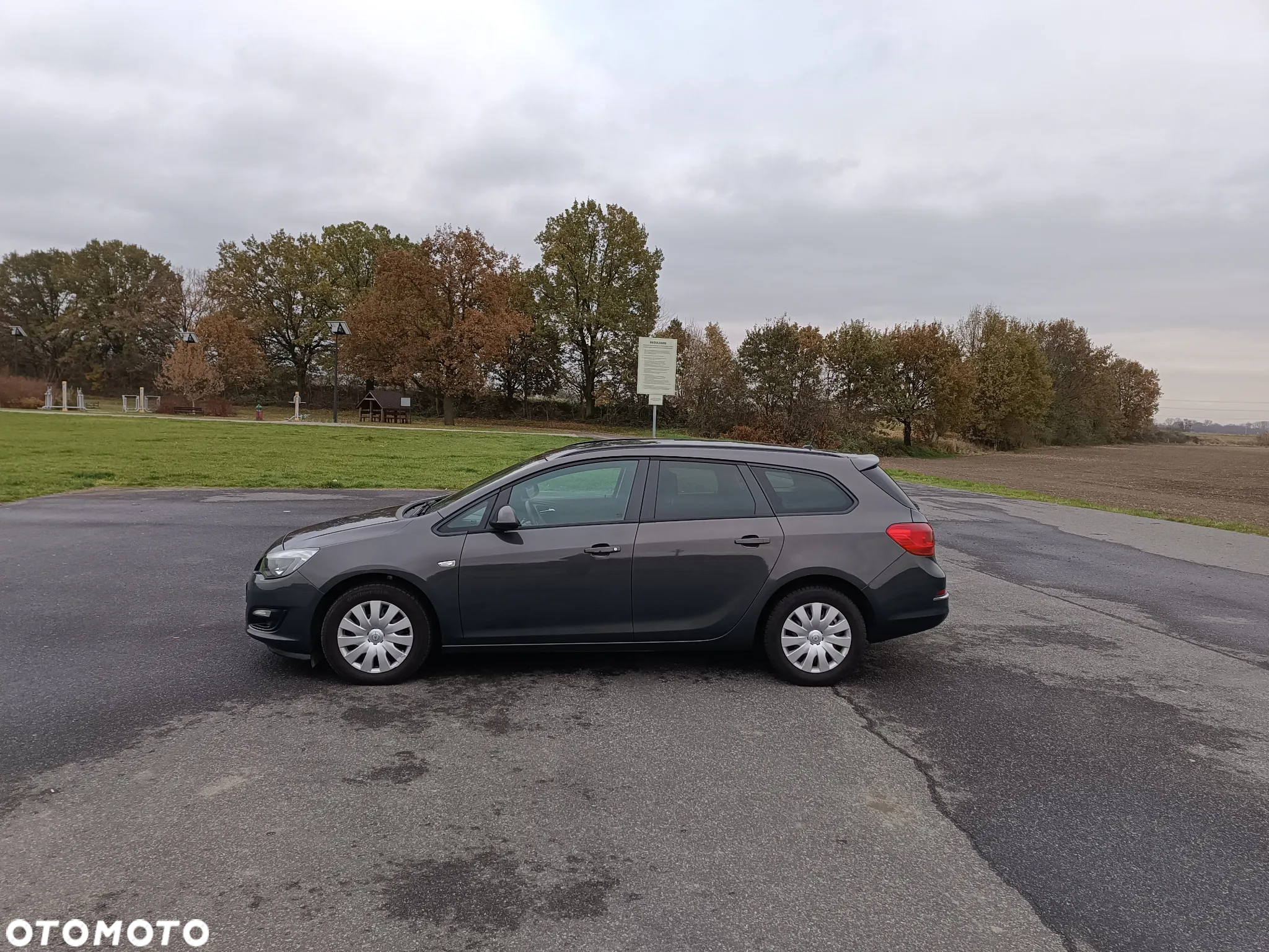 Opel Astra 1.4 Turbo Sports Tourer Innovation - 3