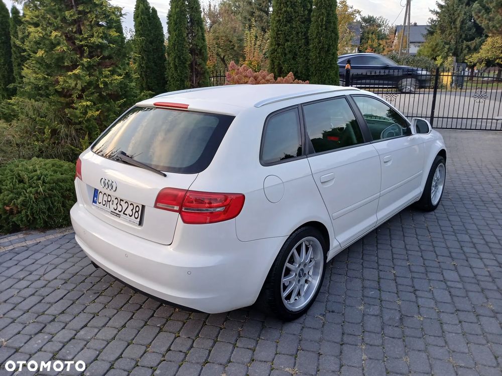 Audi A3 Sportback 1.6 Attraction - 9