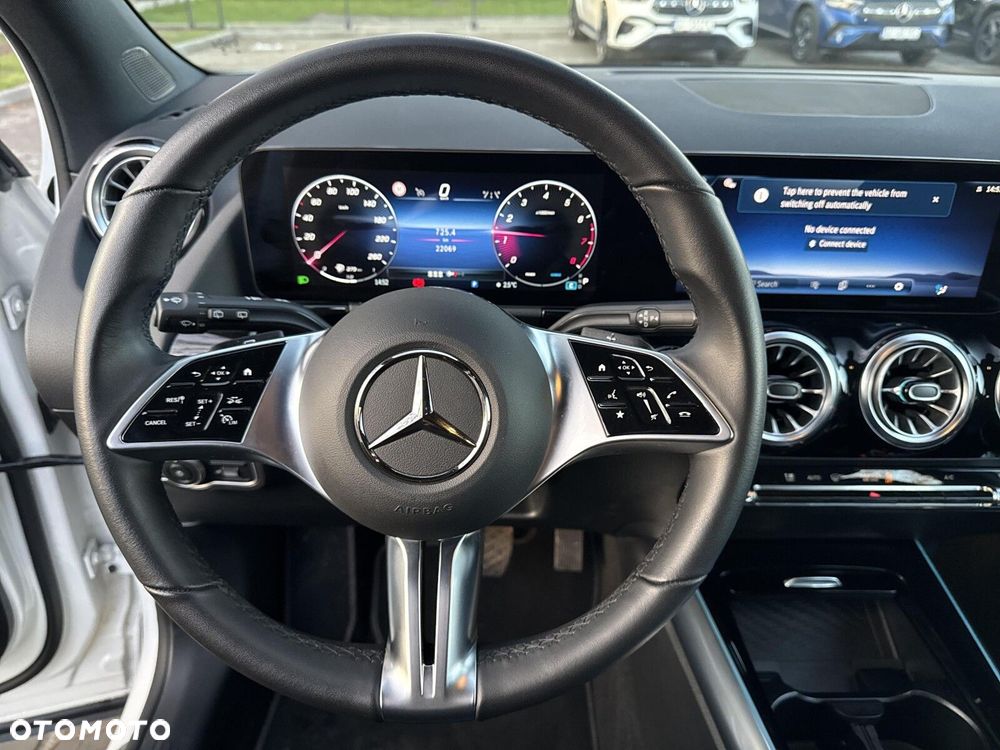 Mercedes-Benz GLA - 22