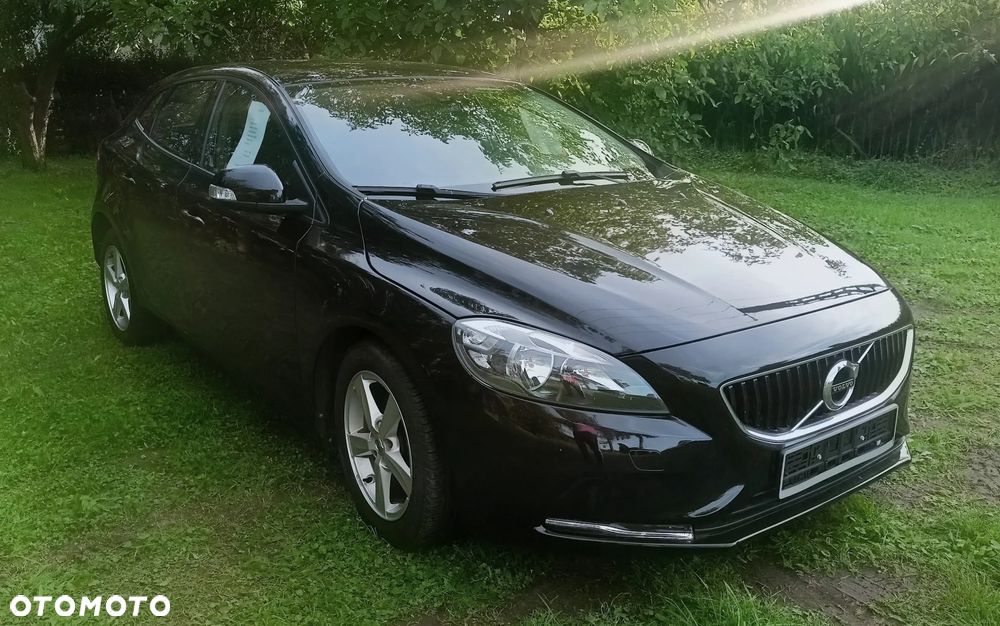 Volvo V40 - 2