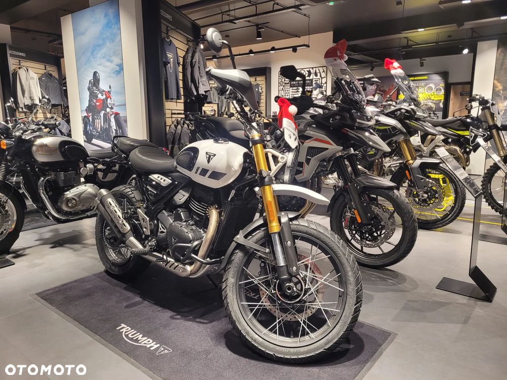 Triumph Scrambler - 2