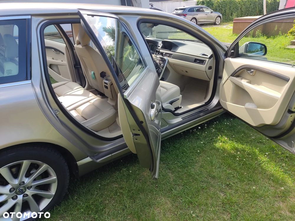 Volvo V70 D4 Drive-E Summum - 21
