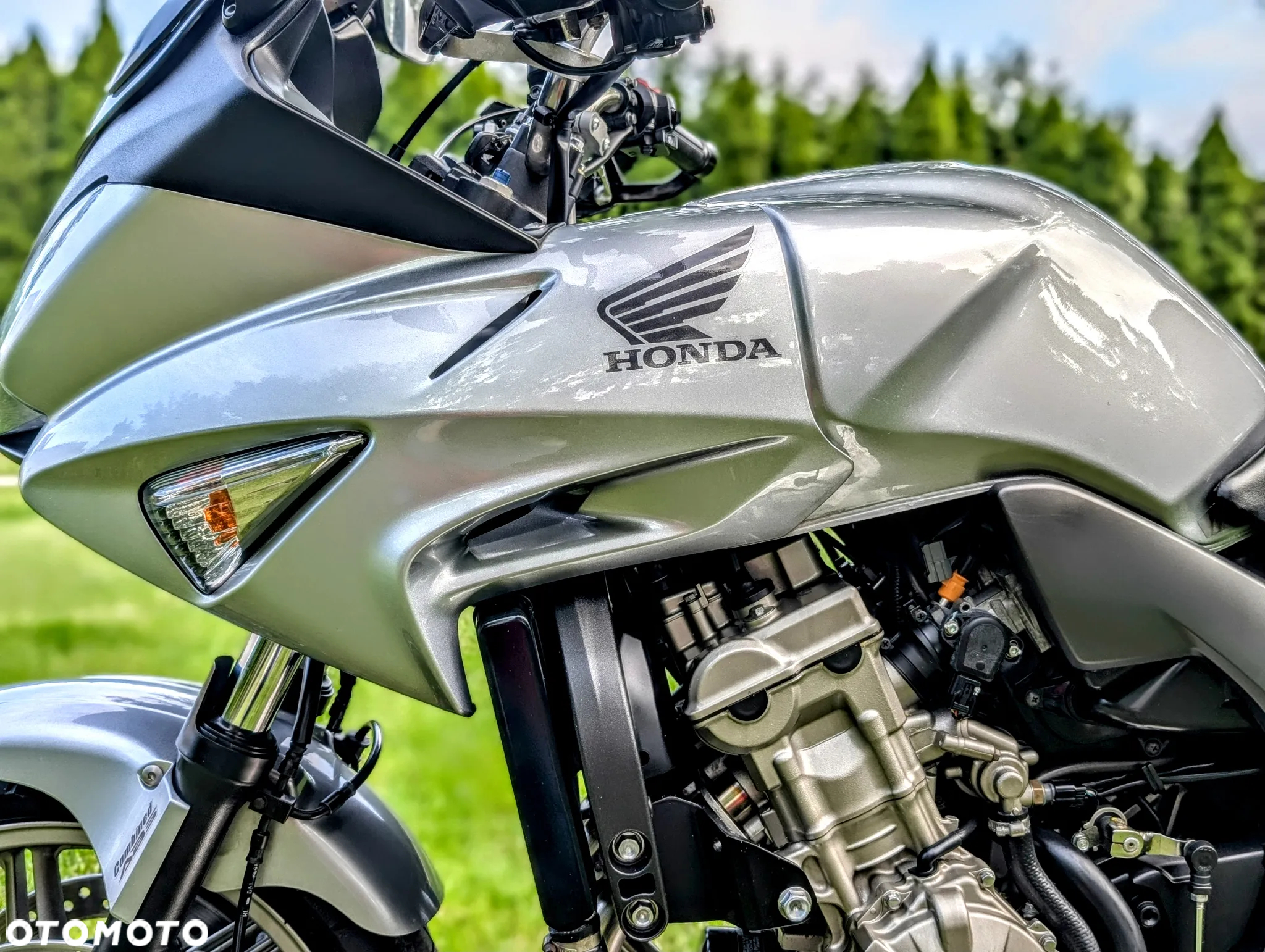 Honda CBF - 10