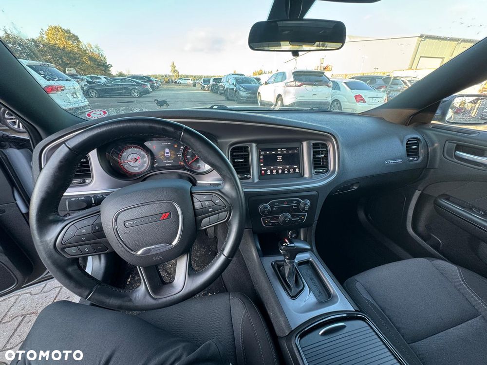 Dodge Charger 3.6 GT - 12