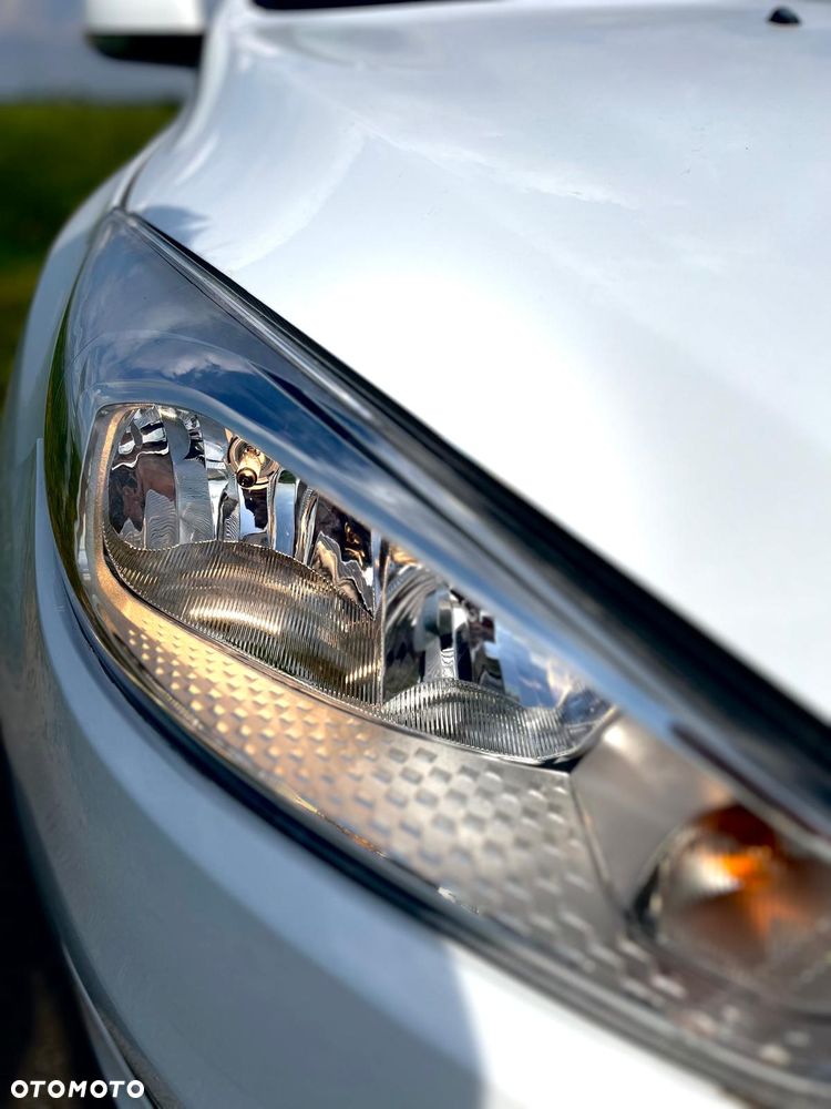 Ford Focus 1.6 TDCi DPF Start-Stopp-System SYNC Edition - 10