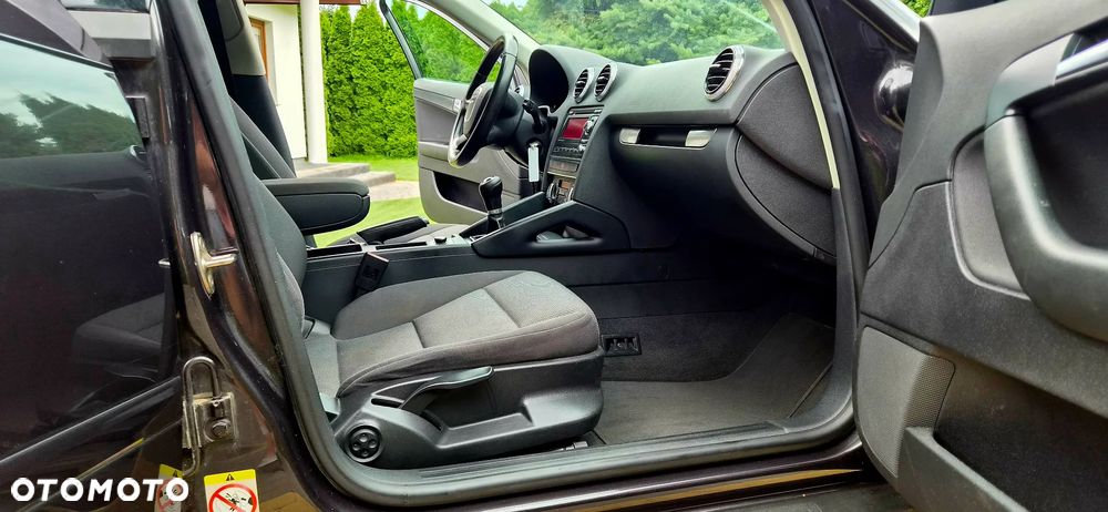 Audi A3 Sportback 1.4 TFSI Attraction - 8