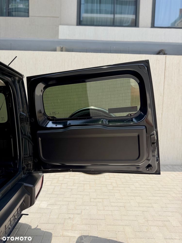 Suzuki Jimny 1.5 Elegance - 26