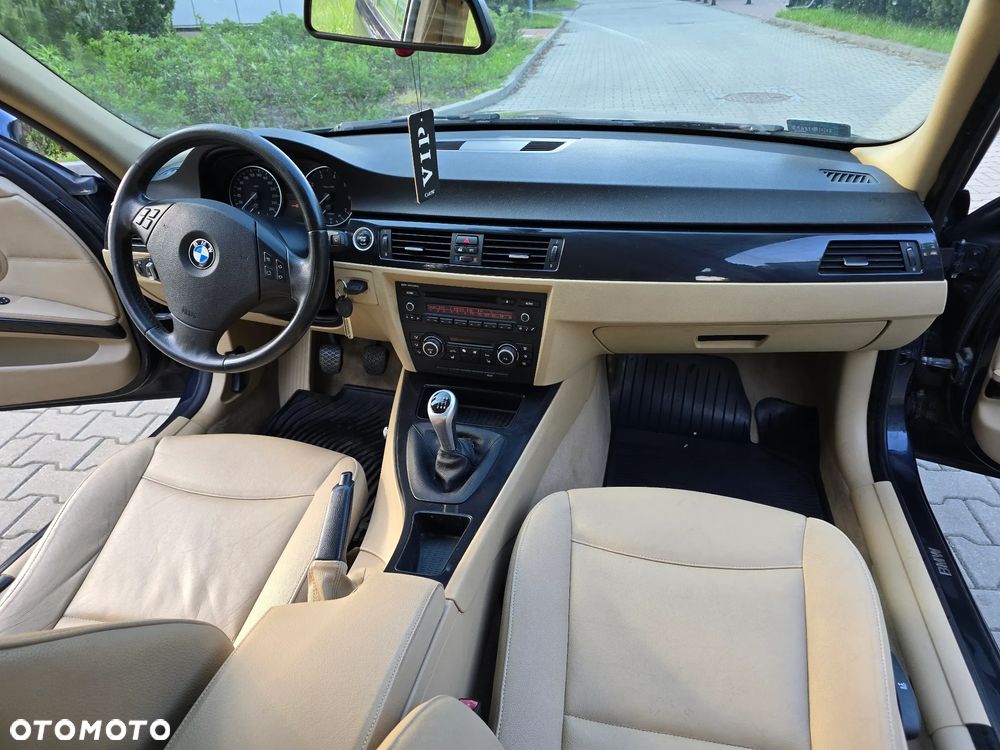 BMW Seria 3 - 21