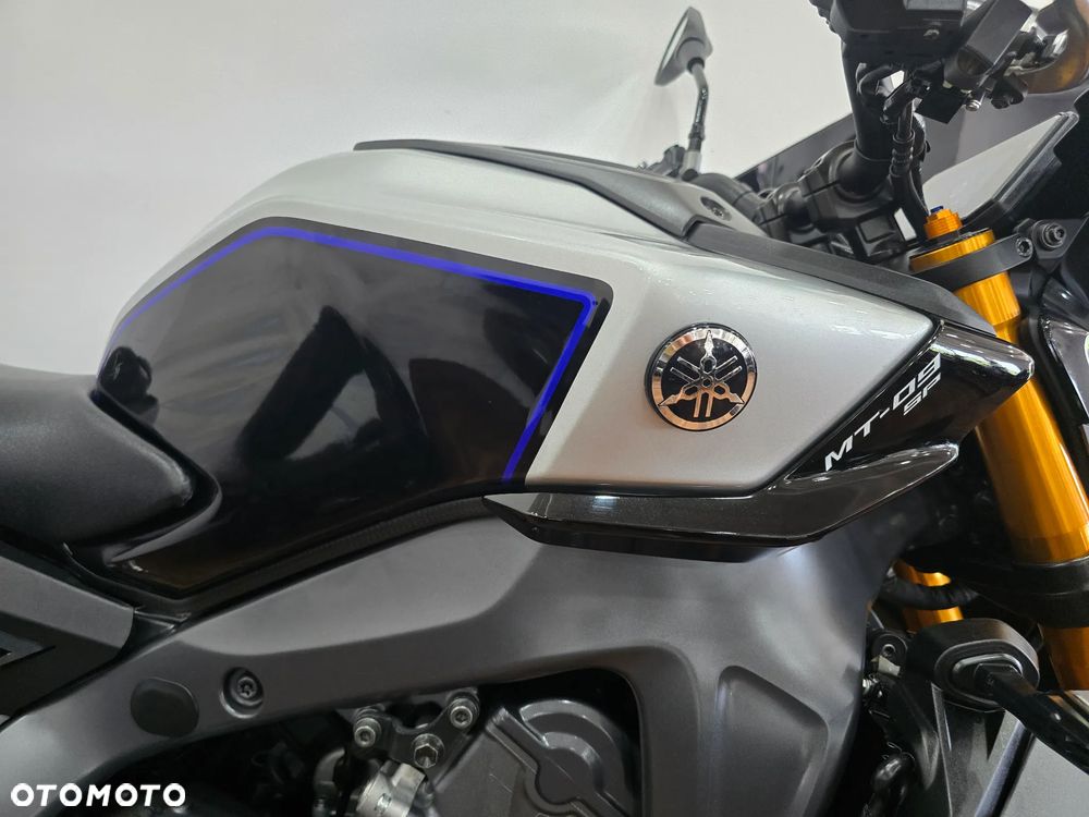 Yamaha MT - 33