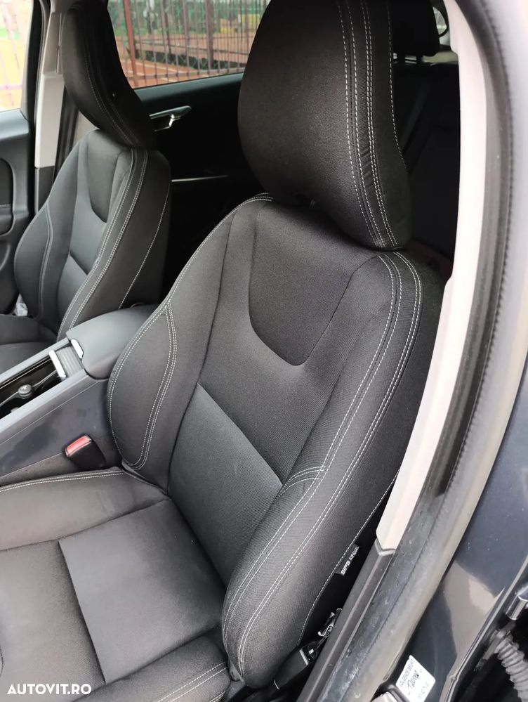 Volvo V60 D2 - 16