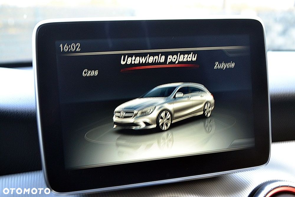 Mercedes-Benz CLA 200 Peak Edition - 22