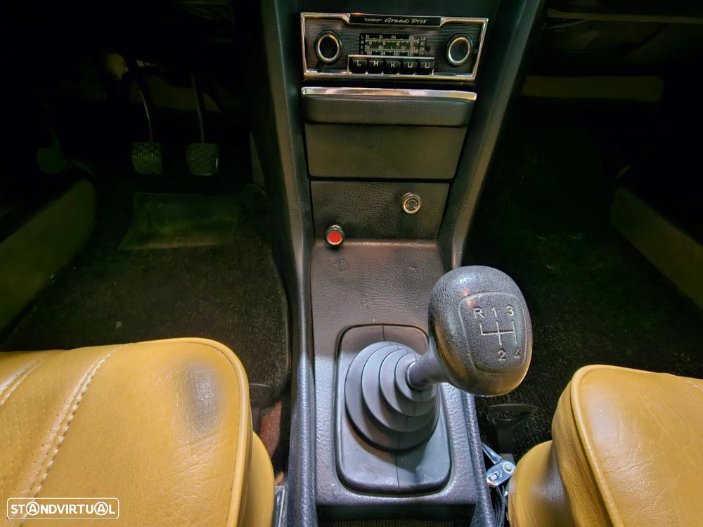 Mercedes-Benz W114/W115 (1968-1974) - 13