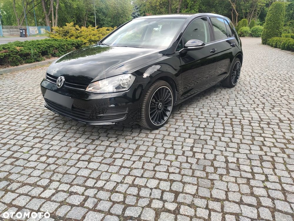 Volkswagen Golf 1.2 TSI BMT Trendline Perfectline - 1