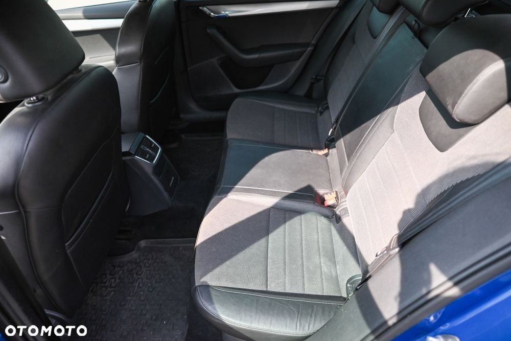 Skoda Octavia 1.6 TDI Elegance - 9