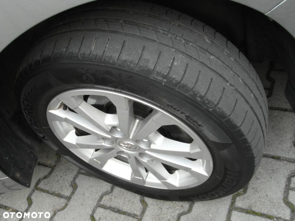 Toyota Verso 1.8 7-Sitzer Edition S - 36