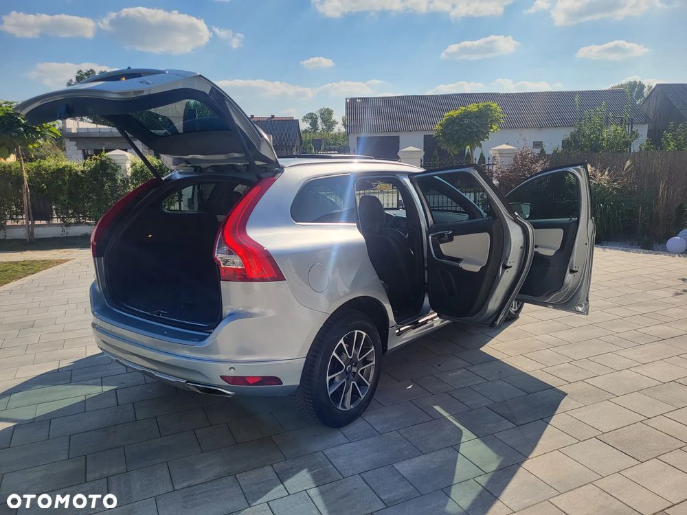Volvo XC 60 D4 Drive-E Momentum - 6