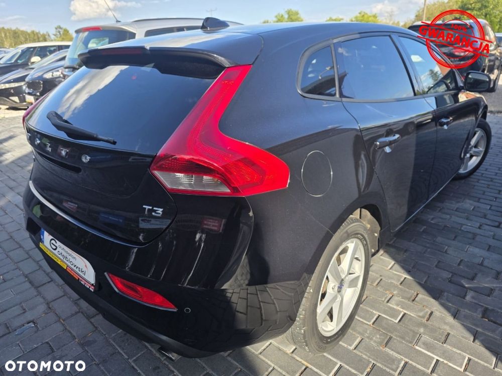 Volvo V40 T3 Ocean Race - 11