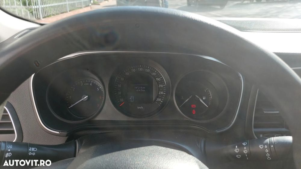 Renault Megane TCe GPF Business - 8