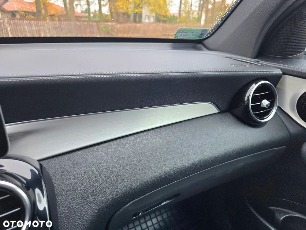 Mercedes-Benz GLC Coupe 200 4-Matic - 32