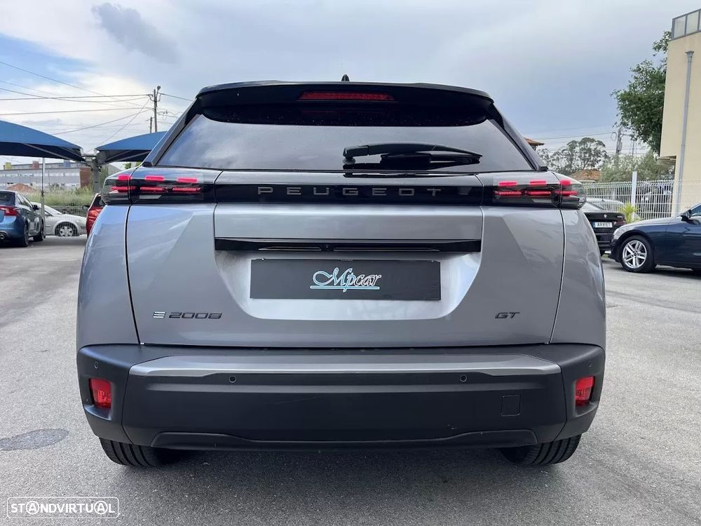 Peugeot e-2008 50 kWh GT - 6