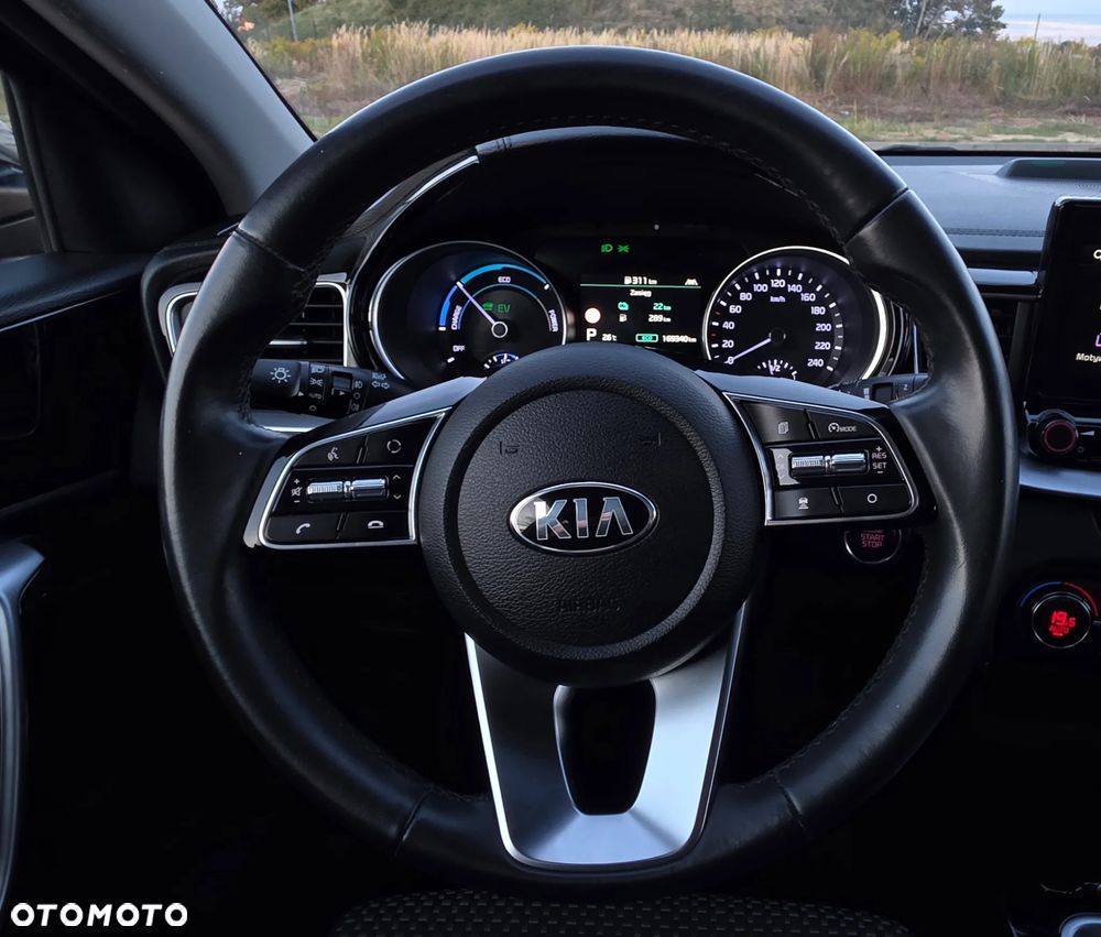 Kia XCeed 1.6 GDI PHEV L Business Line DCT - 25