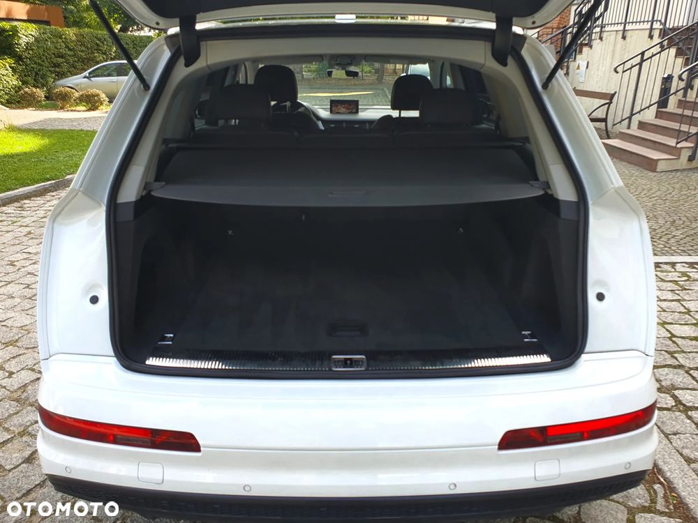 Audi Q7 3.0 TDI ultra Quattro Tiptronic - 37