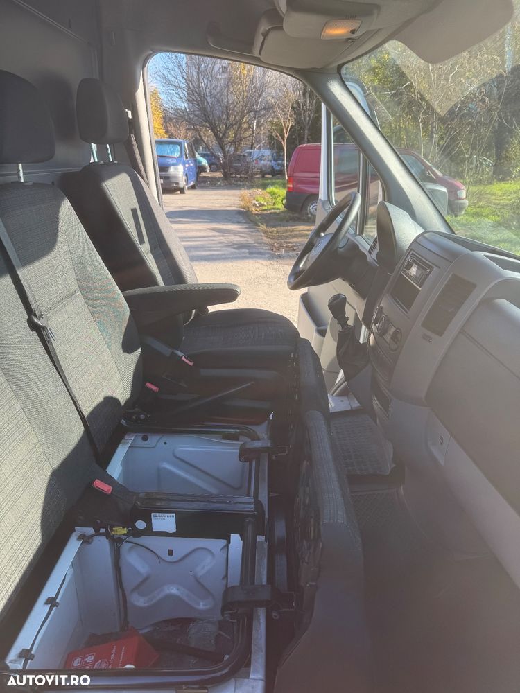 Mercedes-Benz Sprinter - 17