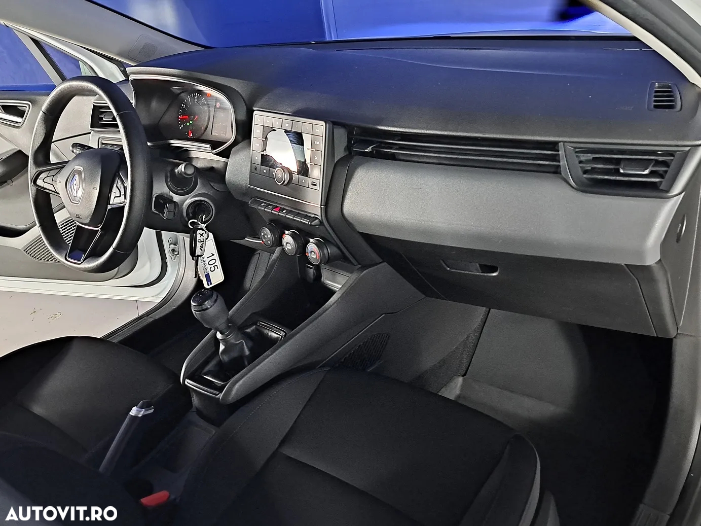 Renault Clio - 17