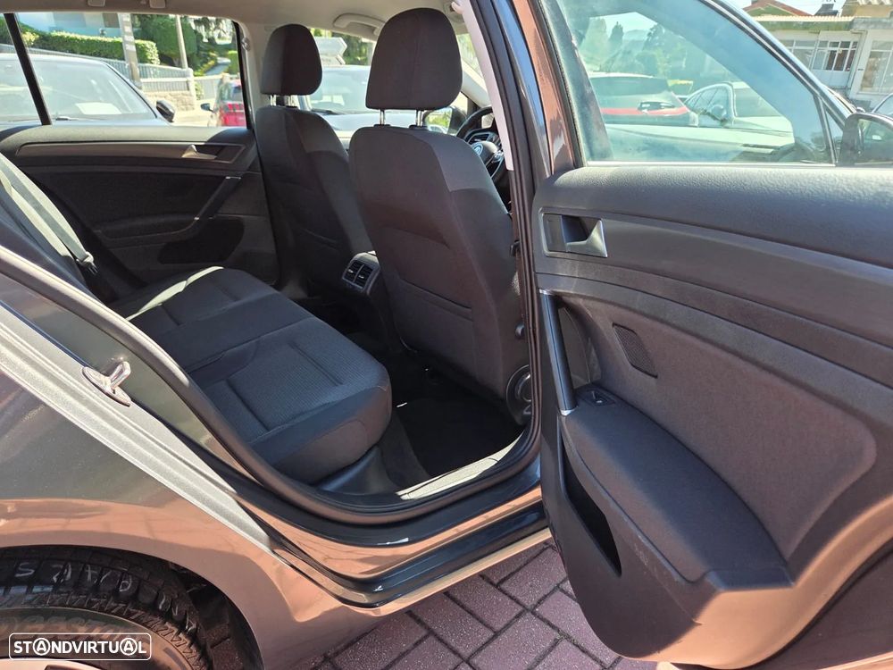 VW Golf 1.0 TSI Confortline - 15