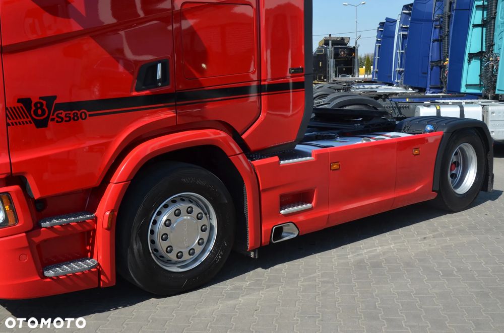 Scania S 580 / V8 / FULL AIR / KLIMA P. / NAVI /FULL LED / ACC / 8283 - 6